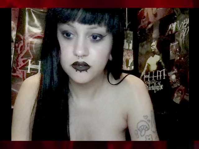 Broadcast screenshots vampirevixen