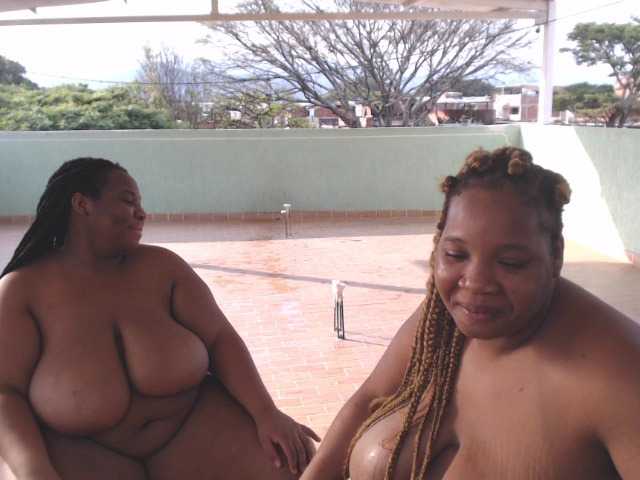 Photos VaneAndEvee When I feel really good, you will have the pleasure of seeing me cum everywhere #BBW #latina #feet #shaved #colombian #chubby #cum #squirt #bigclit #bigtits #bigass #blowjob #lovense #couple#lush#domi