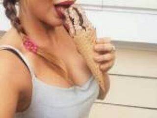 Erotic video chat veenetta