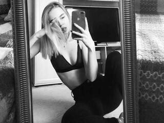 Erotic video chat vera6969a