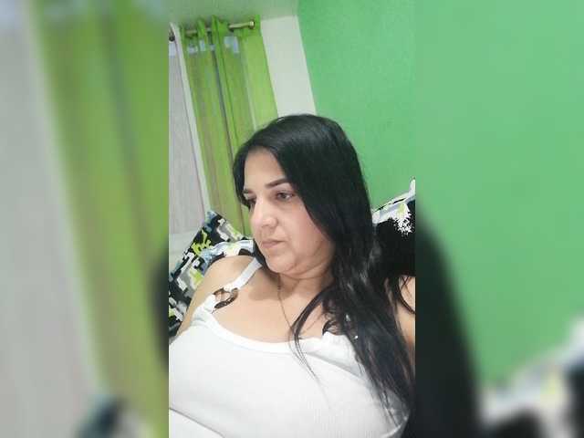 Broadcast screenshots VeronicaLoftt