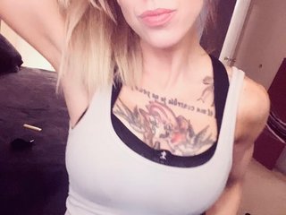 Erotic video chat VeronicaRonnieTaylor