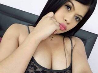 Erotic video chat veronicax