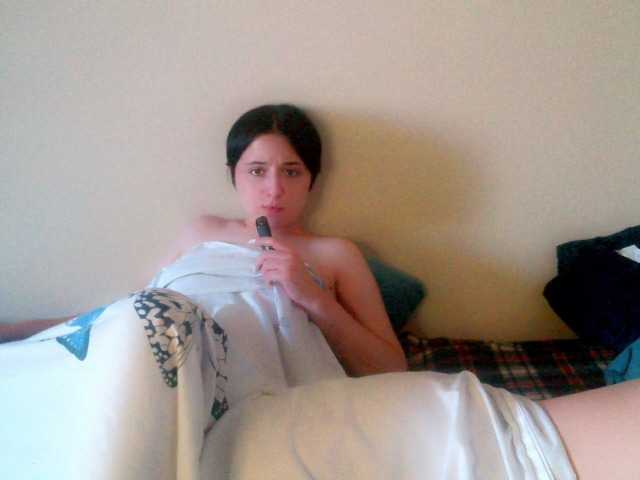 Broadcast screenshots DanielleL