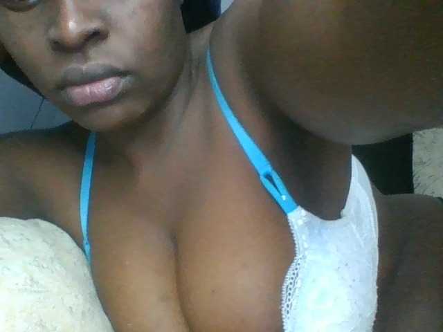 Broadcast screenshots Vicky-babe