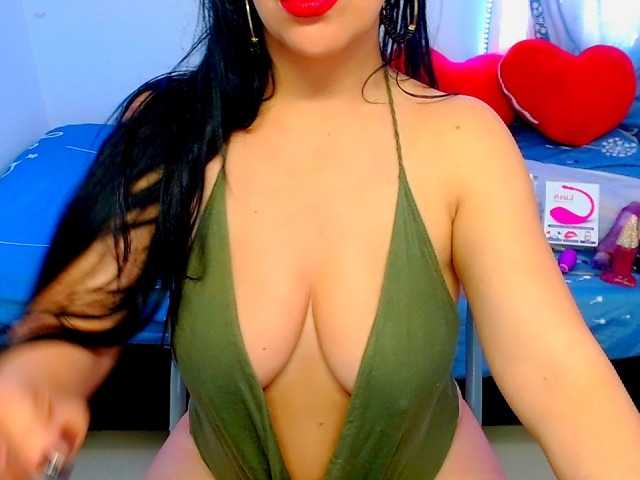 Broadcast screenshots vicky-davila