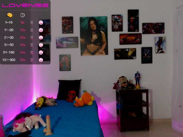 Broadcast screenshots Vicky-purple