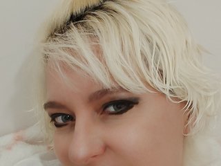 Erotic video chat Vika211