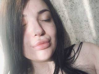 Erotic video chat VikkiMommy