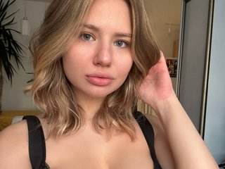 Erotic video chat vikkishow