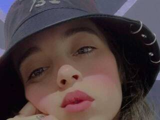 Erotic video chat violetajade1