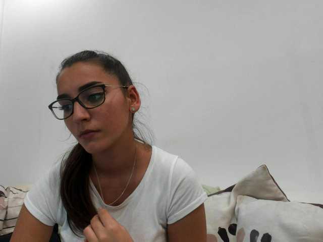 Broadcast screenshots violetmyers18