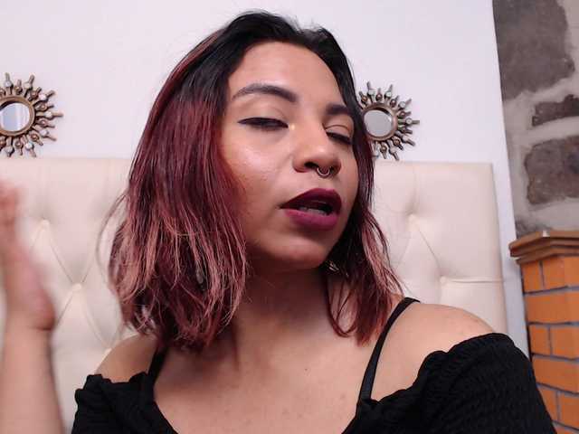 Broadcast screenshots VioletSmithh