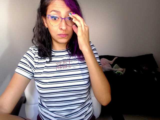 Broadcast screenshots violettmoon