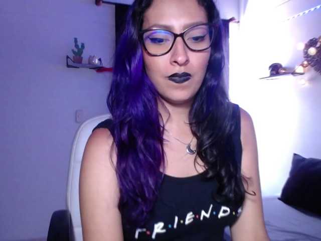 Broadcast screenshots violettmoon