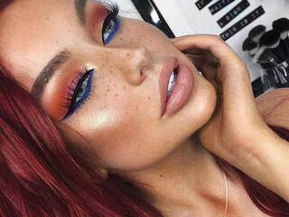 Erotic video chat ViollaShines