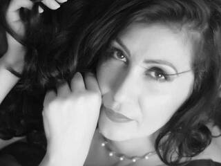 Erotic video chat VogueNoir