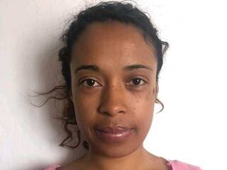 Erotic video chat Vololonirina2