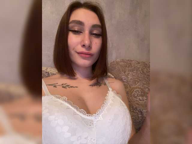 Photos 1ONESUCH make me feel good 2222 tokens Lovens from 1tok the strongest vibration 22tok favorite 111tok I accept private for new users 50% discount)