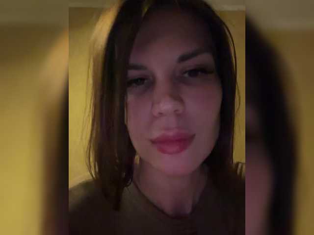 Broadcast screenshots ModelVikki