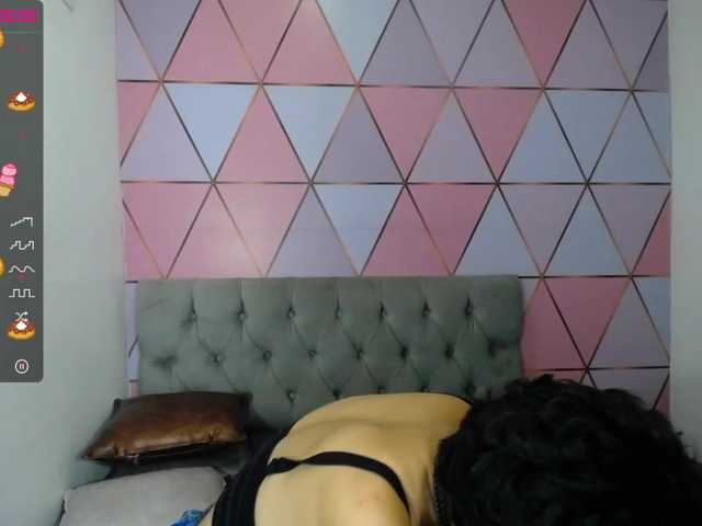 Broadcast screenshots wetFrida