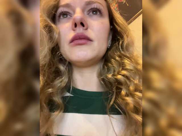 Broadcast screenshots wetLips