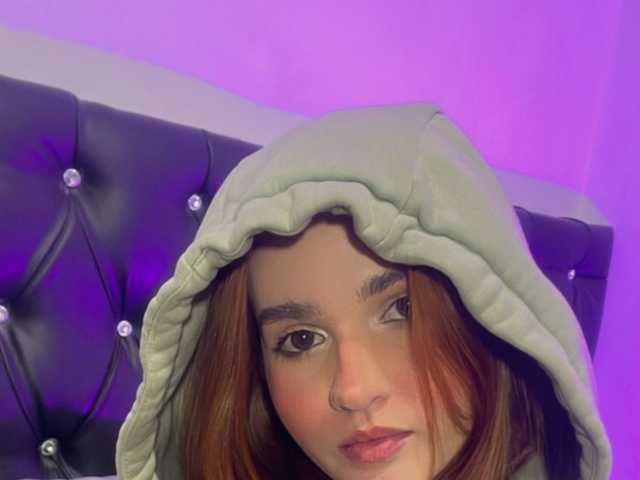 Photo of the profile whiteatenea