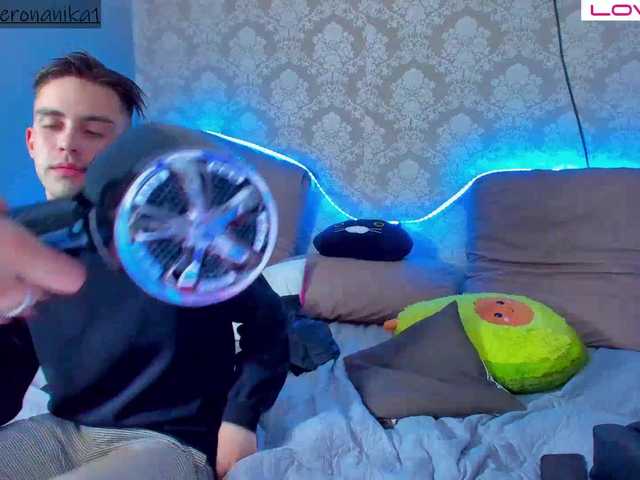 Broadcast screenshots whores-party