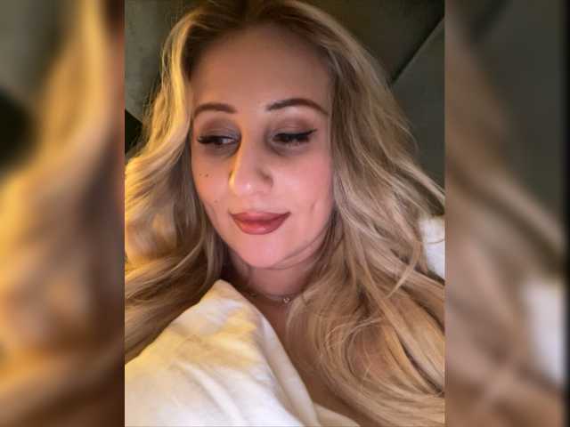 Broadcast screenshots -LYNA-