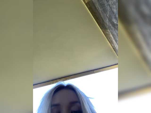 Broadcast screenshots -Riviera-