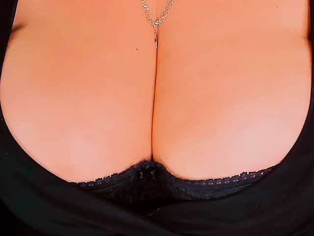 Photo of the profile XBIGTITSXX