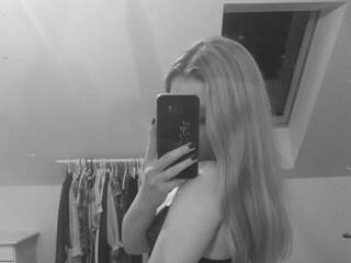 Erotic video chat xcandygvrlx