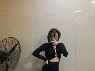 Erotic video chat XIAOLINZI