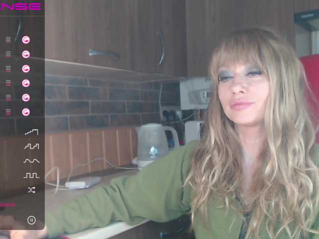 Broadcast screenshots RrredQueen