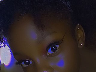 Erotic video chat Xoxoteshy
