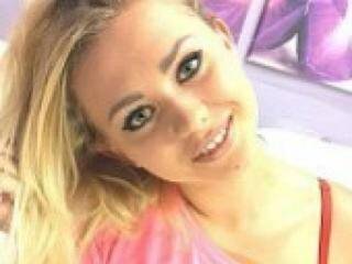 Erotic video chat xscarletx