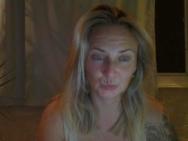 Broadcast screenshots XswetaX