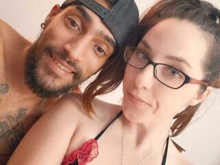 Erotic video chat ThumperxBambi