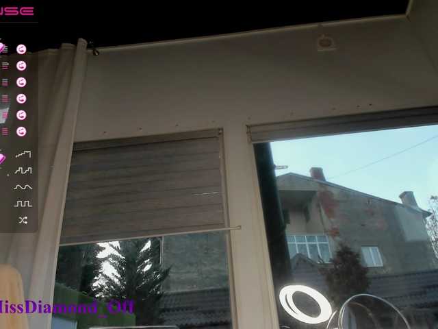 Broadcast screenshots Miss__Diamond