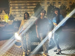 Erotic video chat xtripletemptationx