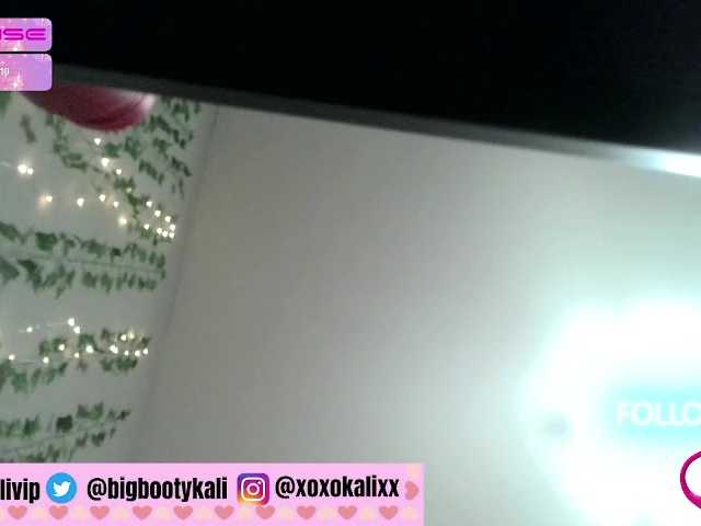 Broadcast screenshots xxkalixxo