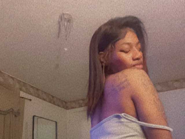 Photo of the profile GoddessDestine