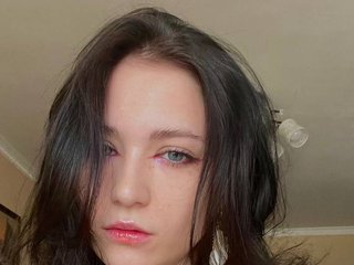 Erotic video chat YajairaWeare