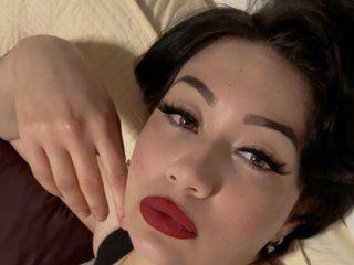Erotic video chat Yaril21
