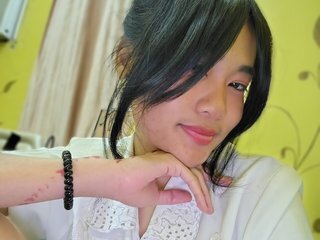 Erotic video chat Yayee