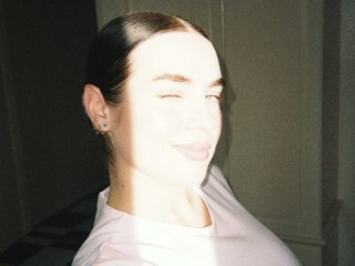 Erotic video chat Yeahrina