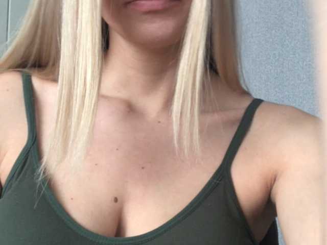 Photos Ymerlyn Hello everyone ... Let's make each other happy. Lovens from 2 currents, favorite 50 tokens. Naked, toys in a group and in private.