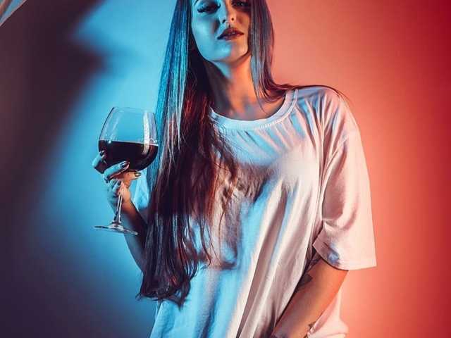 Profile photo Red_Wine