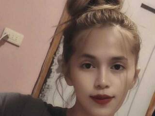 Erotic video chat YourMochii