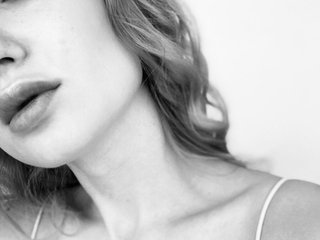 Erotic video chat Yourpeach